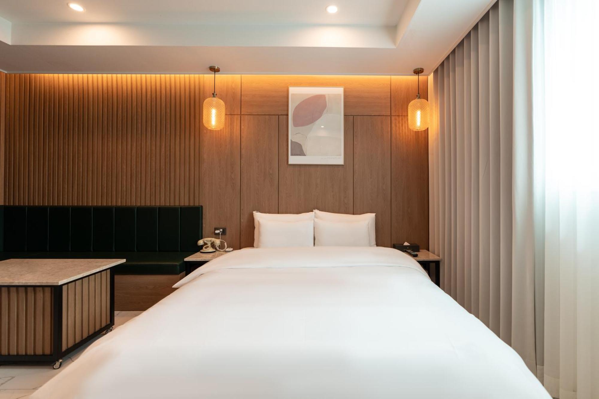 Jecheon Hound Hotel Chech'ŏn Exterior foto